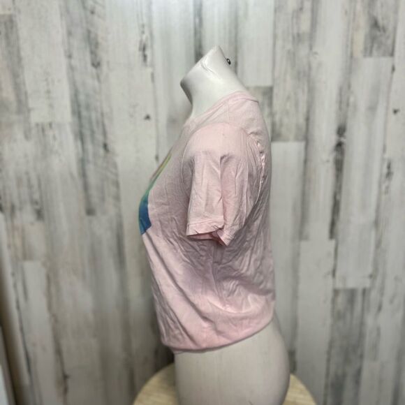 Forever 21 Lip shirt - Picture 2 of 4